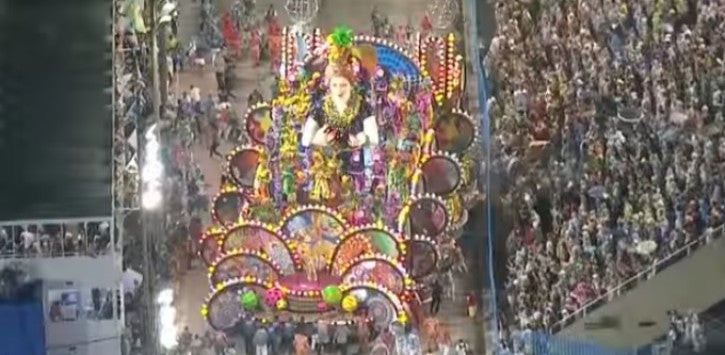 Βραζιλία:  Άρμα παρέλασης τραυμάτισε 20 ανθρώπους, τους 3 σοβαρά (βίντεο)